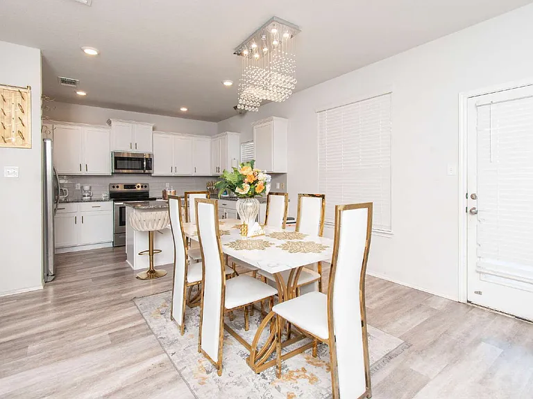 3905 Anvil Range Rd — Photo 5