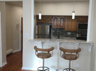 102 W 49th St APT 3, Bayonne, NJ 07002