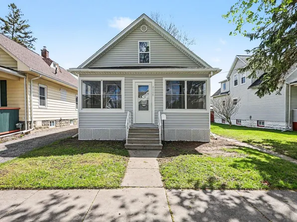 1117 S Sherman St, Bay City, MI 48708