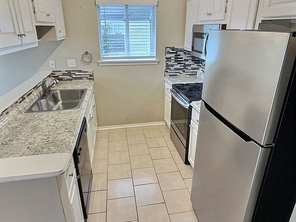 5th image of 4624 Laurelwood Dr