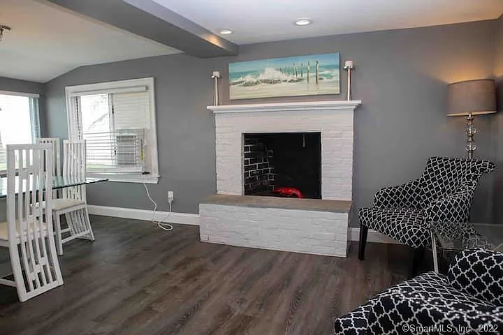 21 Groveway #21 — Photo 13