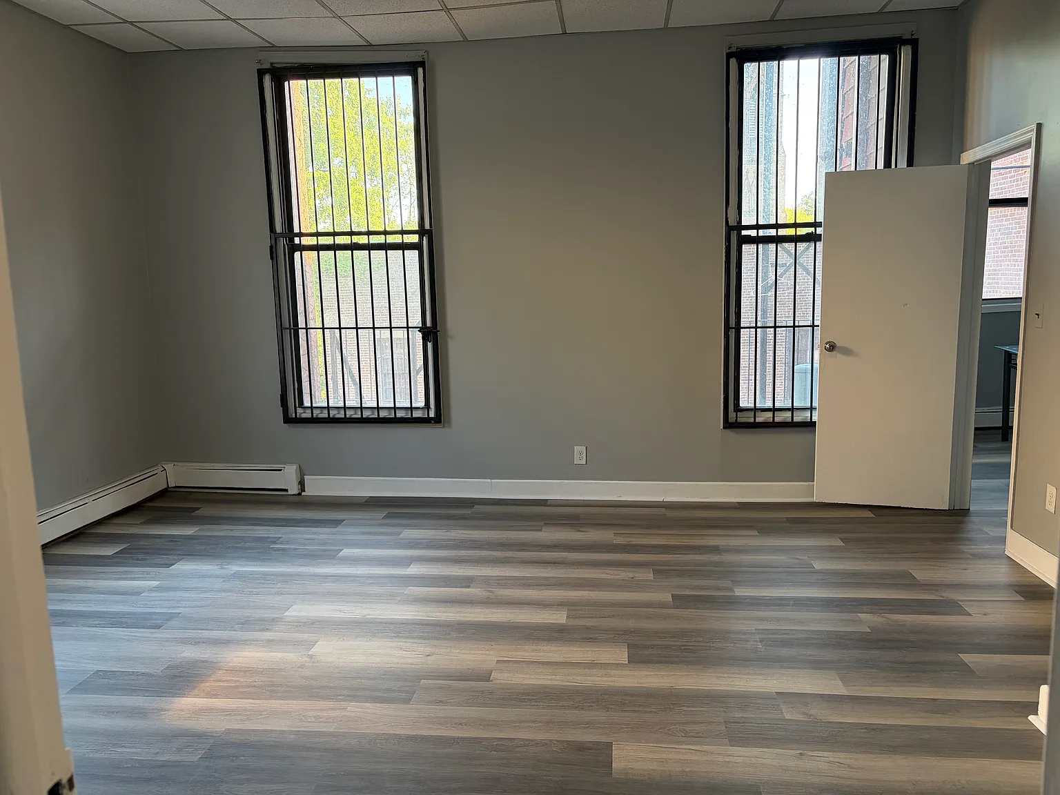 2 bedrooms/ 1 bathroom with kitchen in downtown Elizabeth — Photo 4