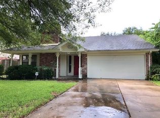 3310 Peachwood Ln, Sugar Land, TX 77479