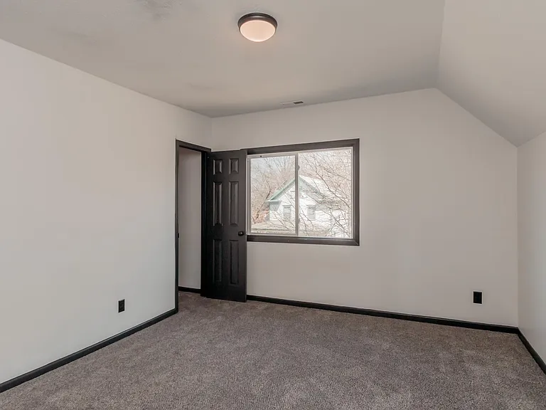 2901 R St #2 — Photo 14