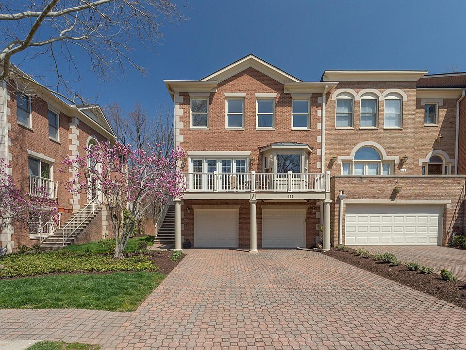 Front of Townhome