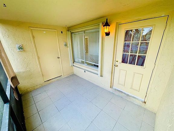 4th image of 510 Shady Pine Way