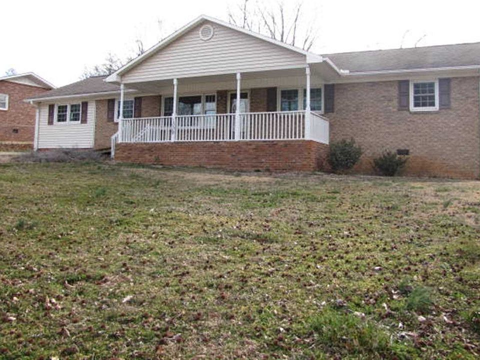 1st image of 1009 Melody Ln