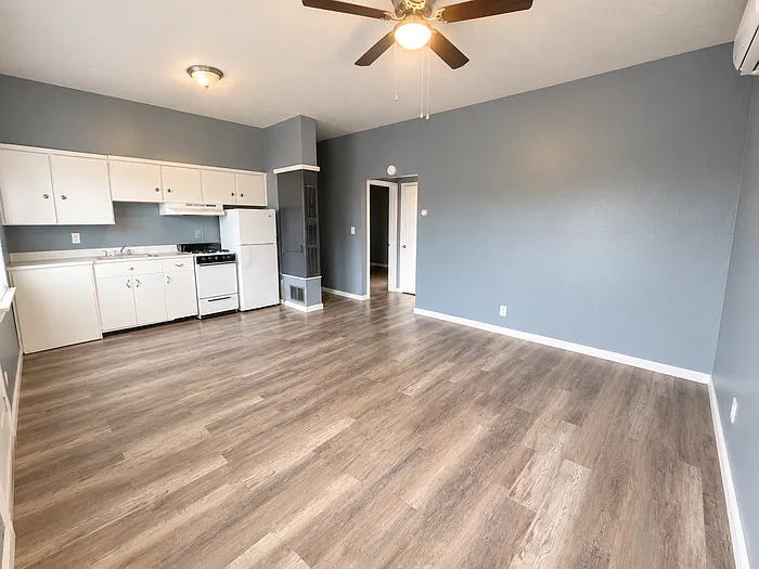 2 bed, 1.0 bath, 650 sqft, $1,000 — Photo 3