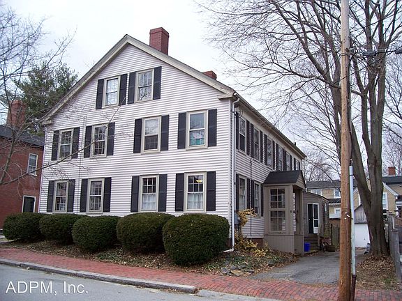2nd image of 6 Court St #2