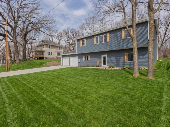 712 Lindberg Dr, Council Bluffs, IA 51503