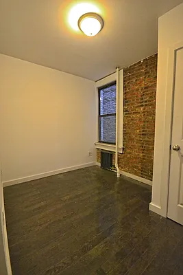 Rented by Bold New York | media 24