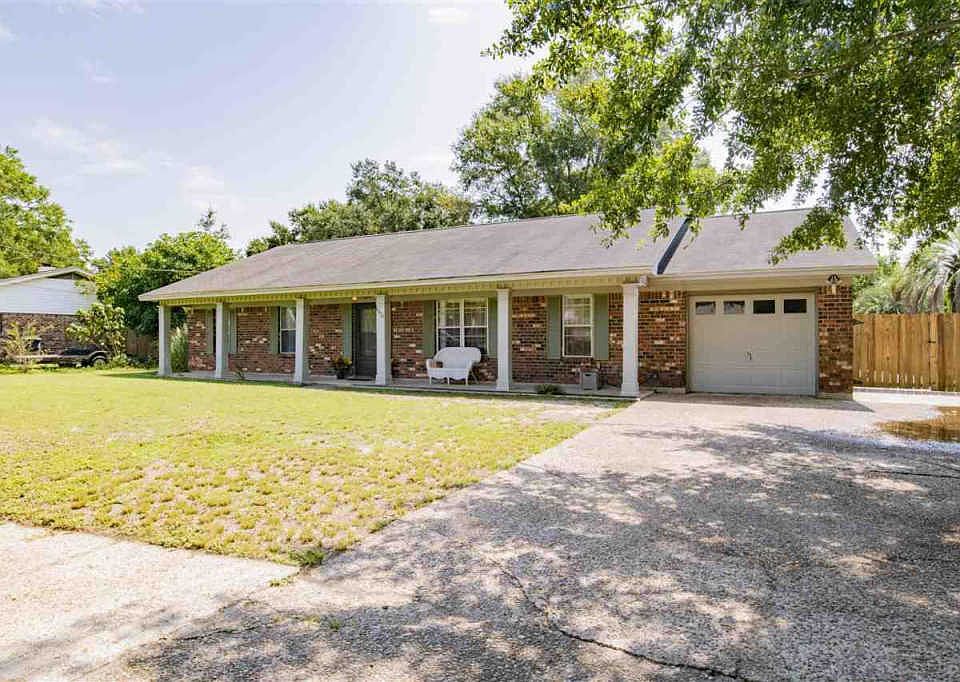 1st image of 6470 Mariana Dr