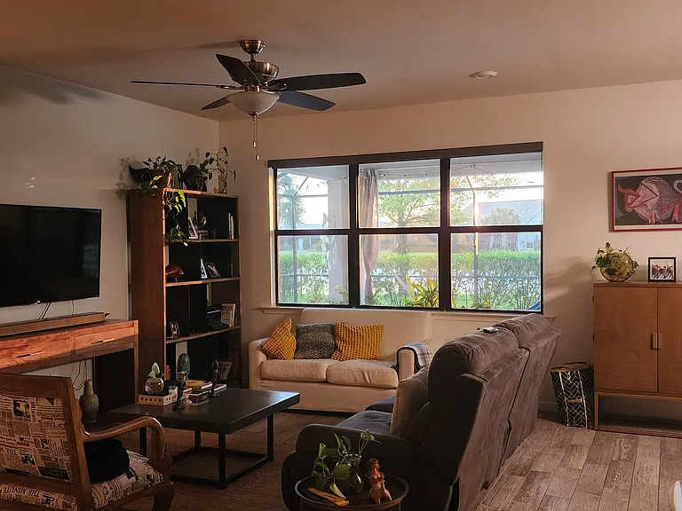9315 Bexley Dr — Photo 3