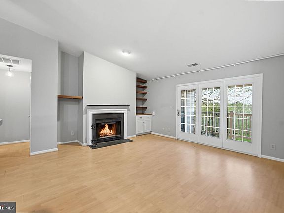 3rd image of 7513 Ashby Ln Unit L