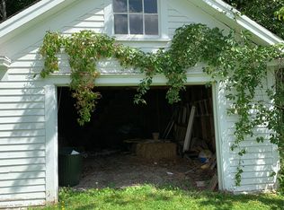 118 Free St, Dexter, ME 04930