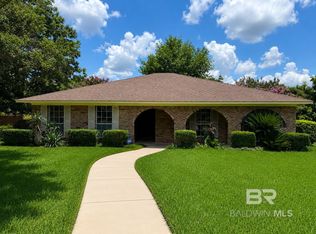 2102 Wildwood Dr, Brewton, AL 36426