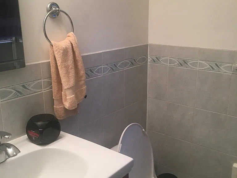 690 Hillside Ave #2 — Photo 4