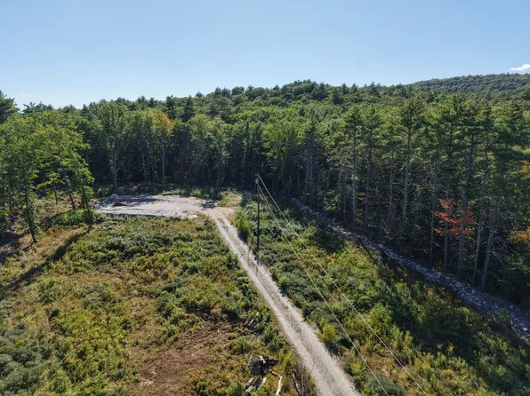 708 Webbs Mills Road, Raymond, ME 04071