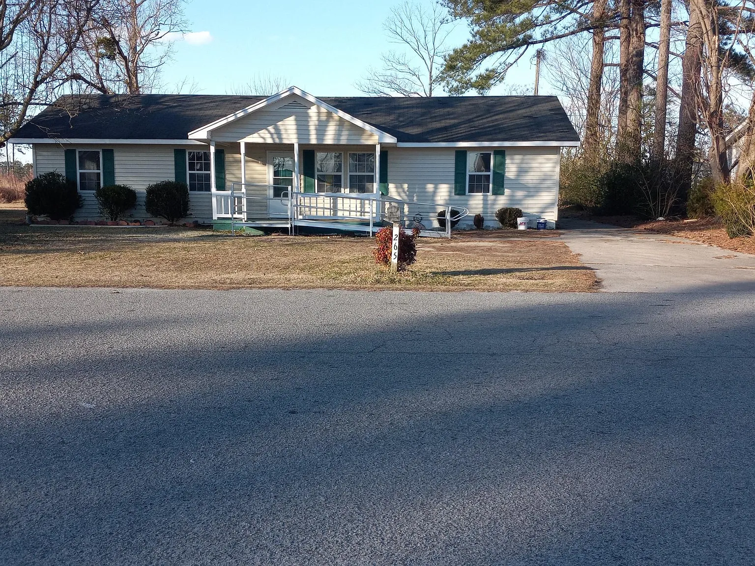 4 bed, 1680 sqft, $2,250 — Photo 1