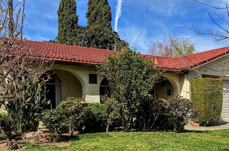 1st image of 161 Butano Ave
