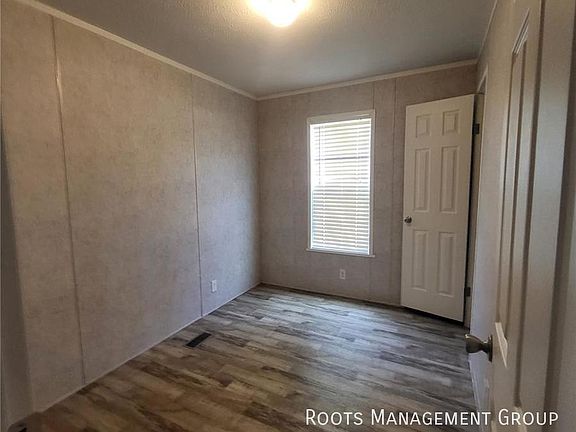 5th image of 2612 Aspen St