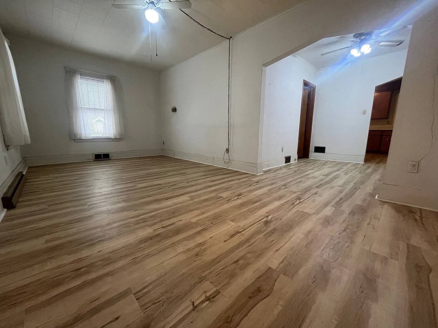 2 bed, 1100 sqft, $1,250 — Photo 1