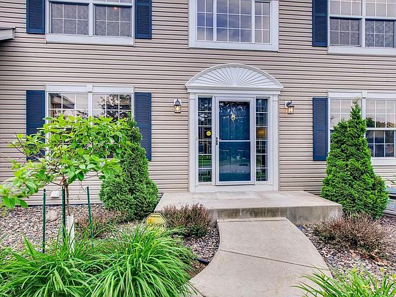 2nd image of 6647 Highland Hills Ln S