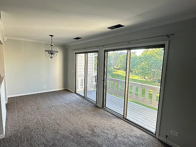 278 Stonehill Ln — Photo 5