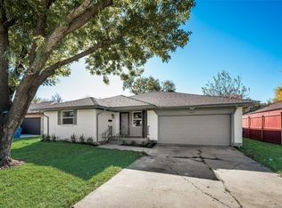 2806 Oates Dr, Dallas, TX 75228