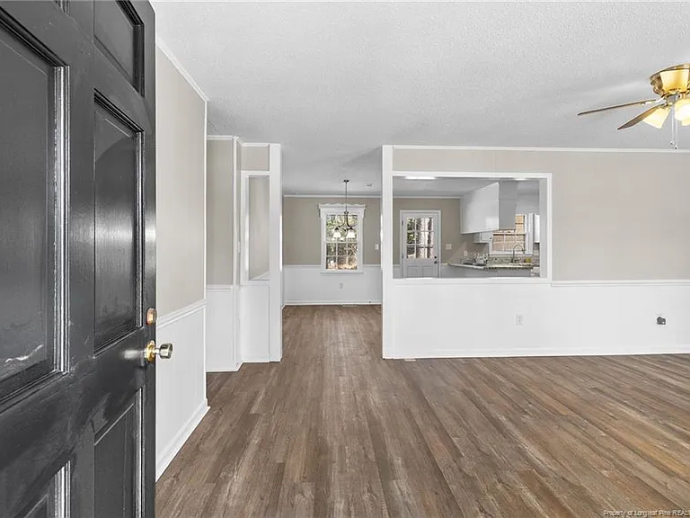 3101 Ansley Dr — Photo 2