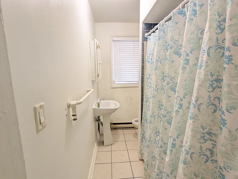 359A Brant St — Photo 8