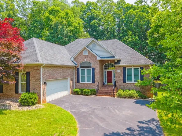 137 Marguerite Dr, Lynchburg, VA 24502