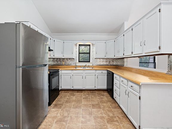 5th image of 106 Mosher Rd