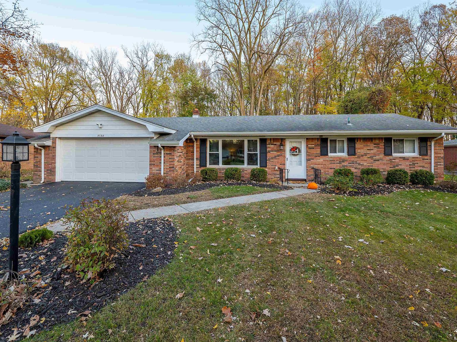 9788 Pamela Dr, Temperance, MI 48182 | Zillow