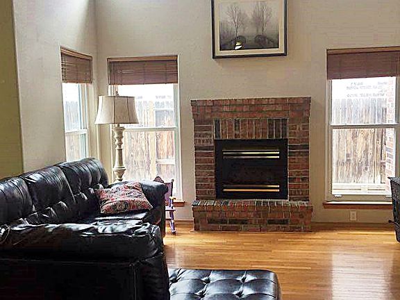 5th image of 8023 Brittany Ave NE
