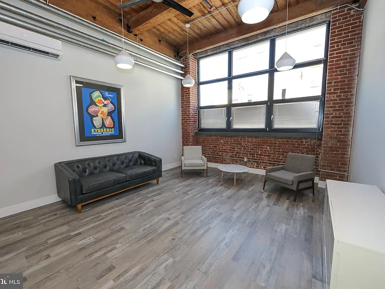1825 E Atlantic St #105 — Photo 6