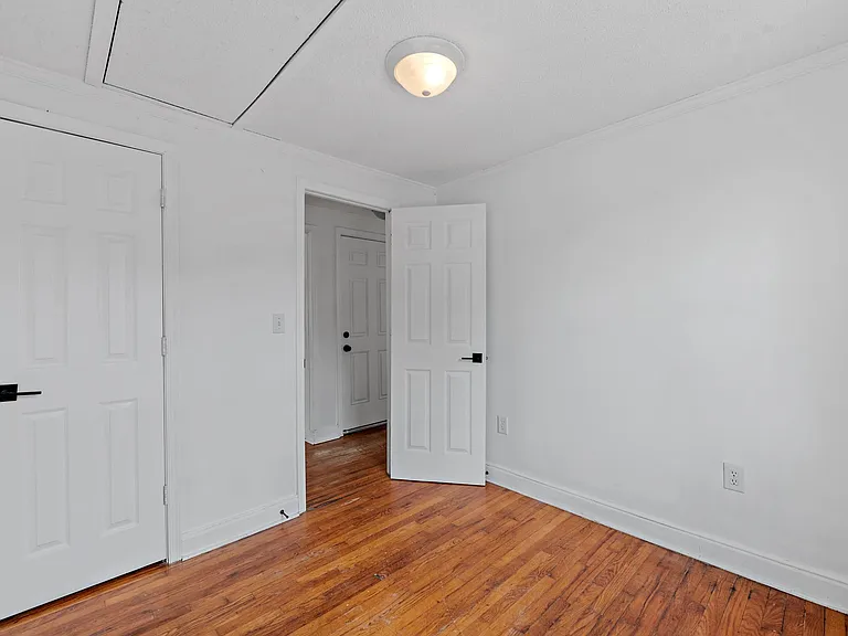 1345 Bayville Ct #2 — Photo 14