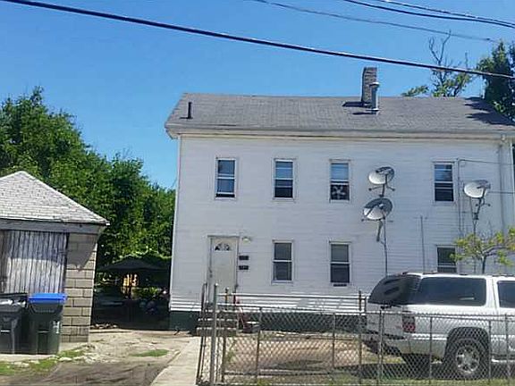 5th image of 2 De Soto St