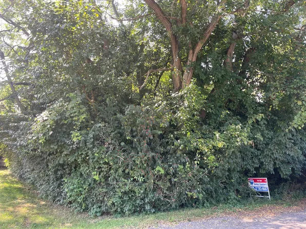McArthur Rd, Jackson, MI 49203