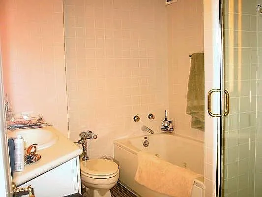 Rented by essential NEW YORK Real Estate | media 50