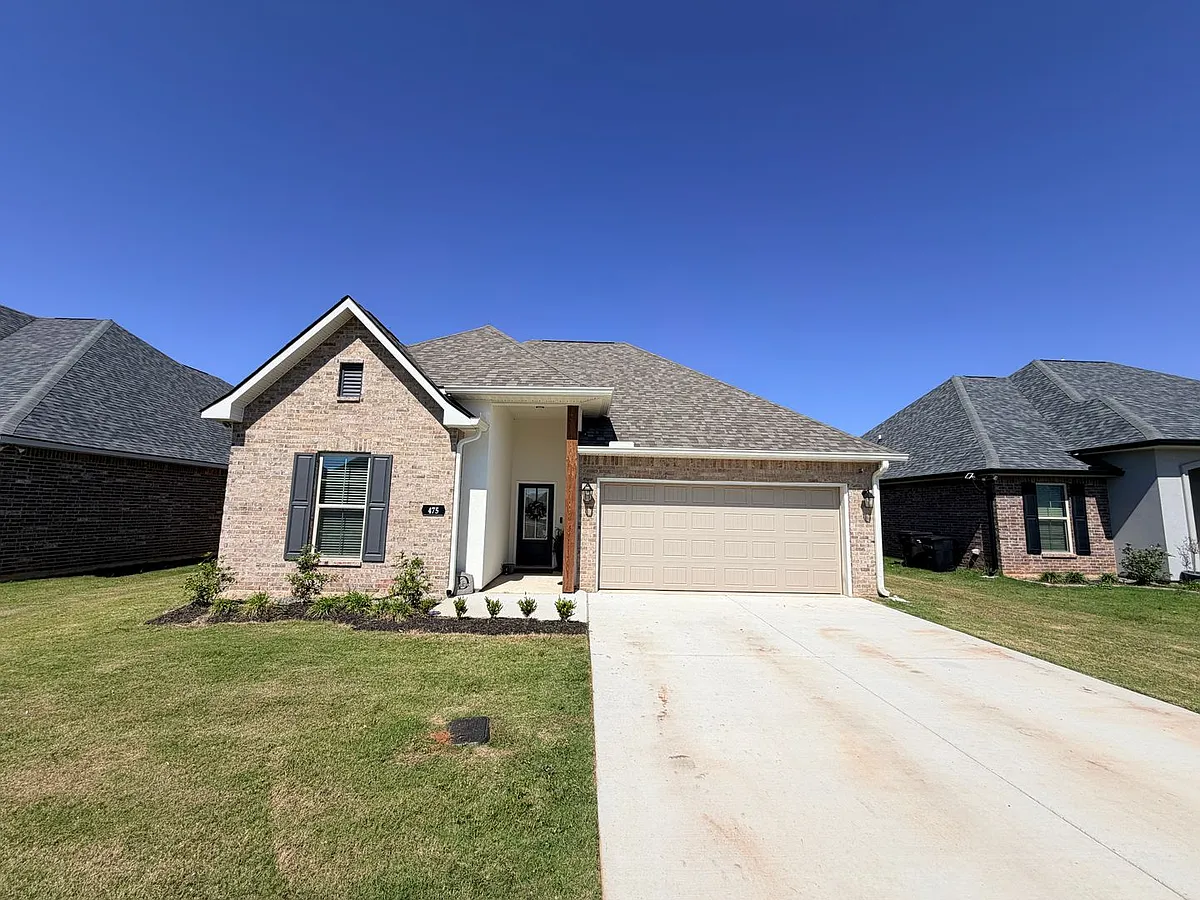 Building Photo - 475 Blanchard Loop