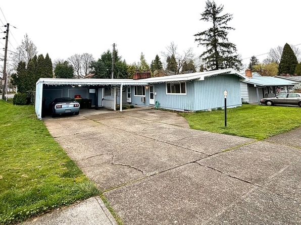 585 SW 139th Ave #585