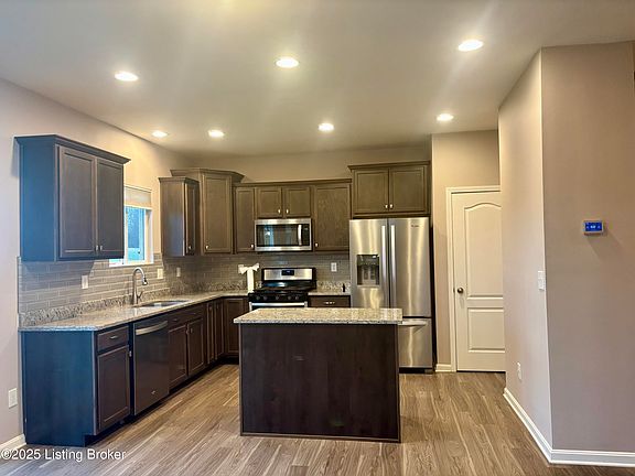 5th image of 4074 Firestone Way