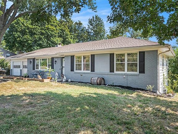 3rd image of 505 Spelman Dr