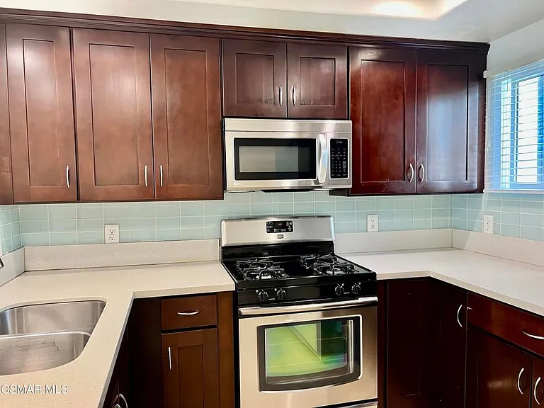 5210 Premiere Hills Cir #230 — Photo 8