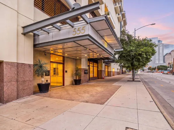 555 5th St APT 903, Austin, TX 78701