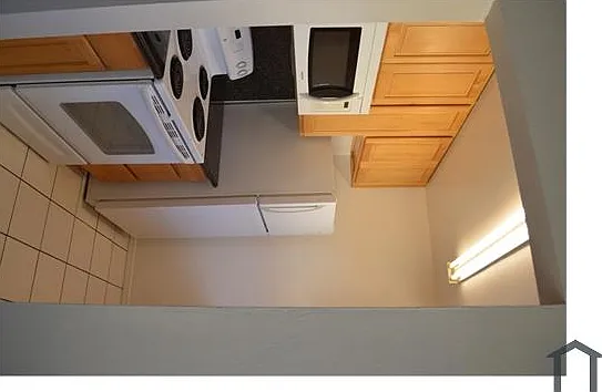2 bed, 925 sqft, $2,100 — Photo 2