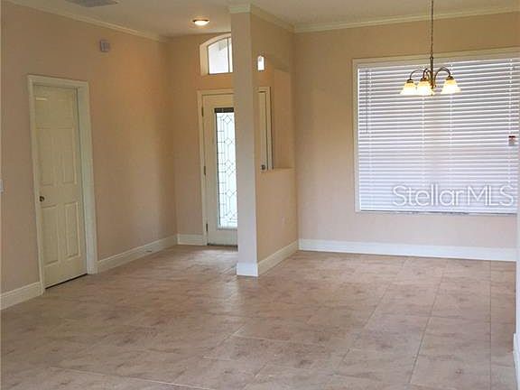 5th image of 2610 Meadow View Ct