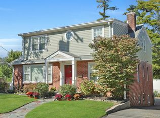 225 Carol Ave, Pelham, NY 10803
