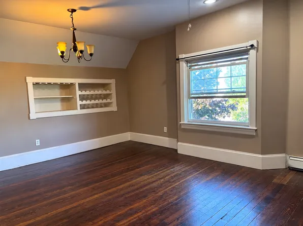 1732 Broad St Unit 3, Cranston, RI 02905